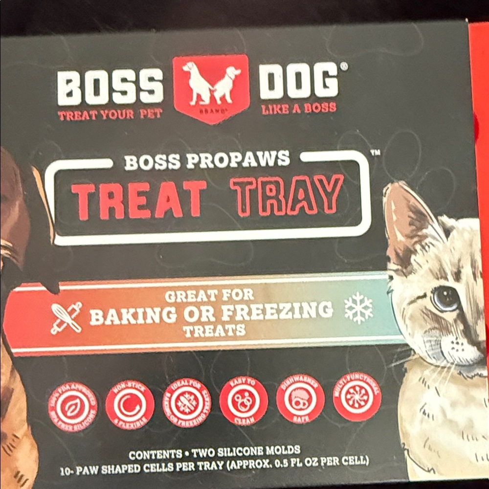 Boss Dog Red Treat Trays for Pets - Picture 2 of 4